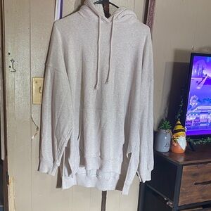 American Eagle Outfitters Women's Light Gray Hoodie